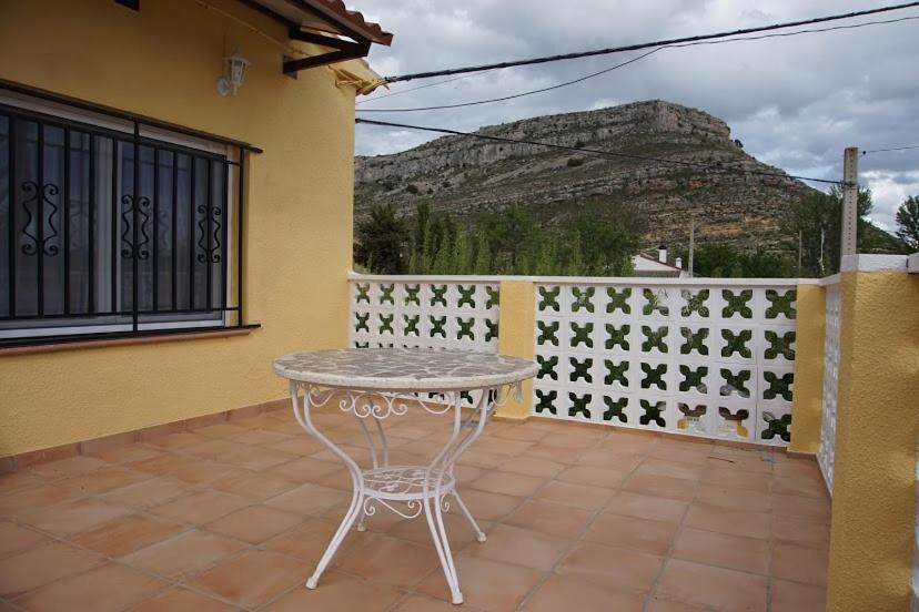 Villa La Casa Del Rio à Granja Llumes Extérieur photo